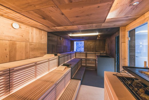 +Schlosshotel Spa Ischgl, sauna chêne