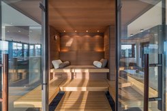 Sauna AURA avec portes vitrées à double battant