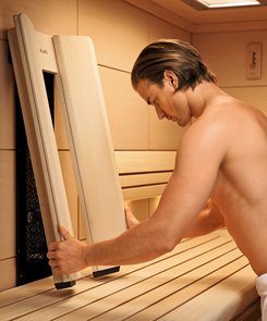 KLAFS a intégré pour la première fois la technique de chauffage infrarouge SensoCare dans un sauna.